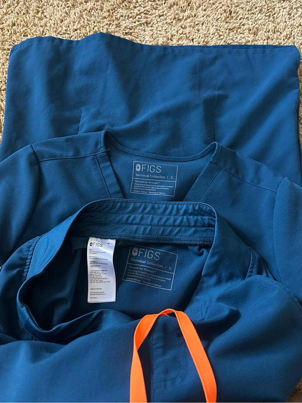 Figs Deep Reef Scrub Set Small - Picture 11 of 12